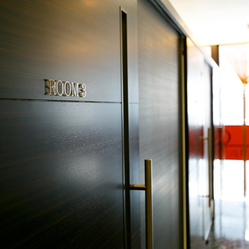 セルフホワイトニングとオフィスホワイトニングの違い